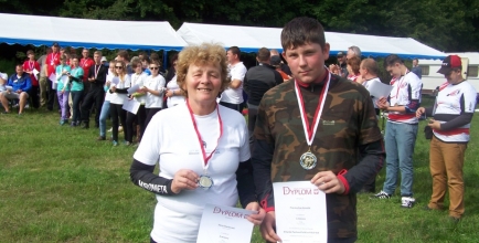 Anna Stanieczek i Przemysław Konecki z medalami